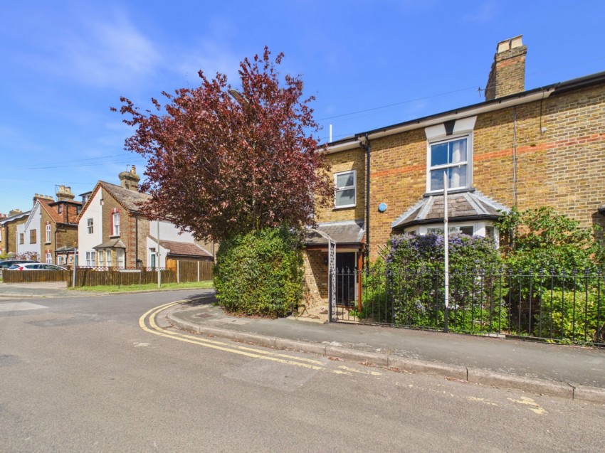 Images for Staines-upon-Thames, Surrey EAID:2640919782 BID:STA