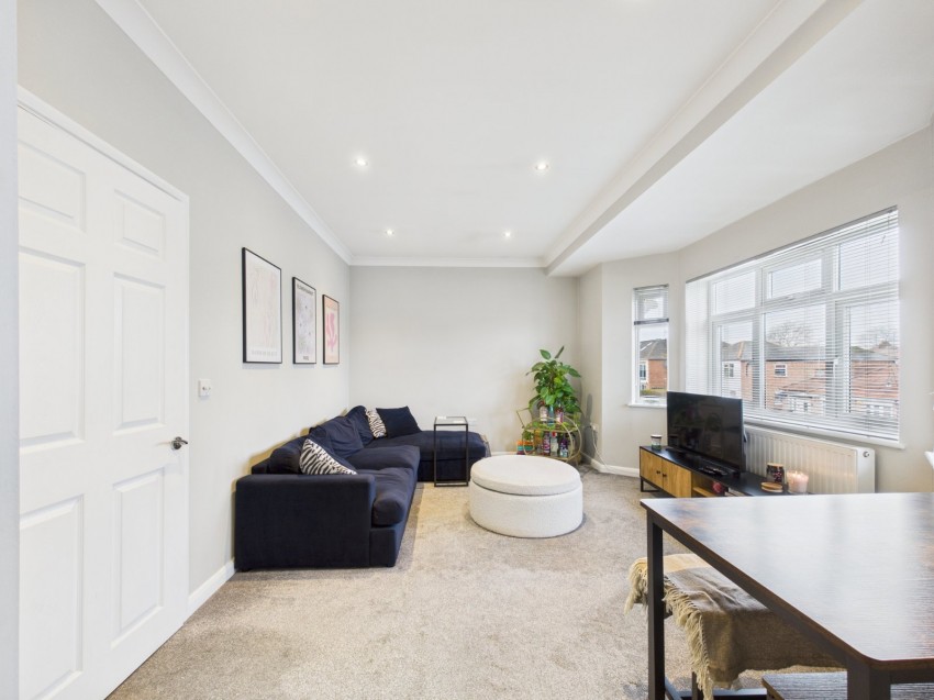 Images for Ashford, Surrey EAID:2640919782 BID:ASH