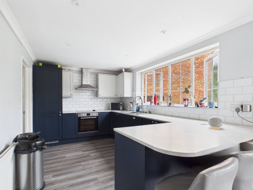 Images for Staines-upon-Thames, Surrey EAID:2640919782 BID:STA