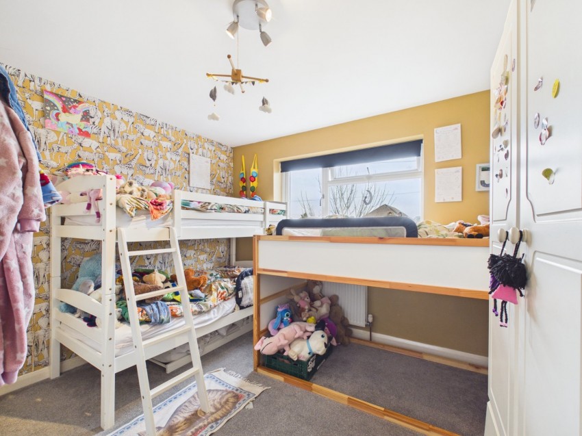 Images for Staines-upon-Thames, Surrey EAID:2640919782 BID:STA