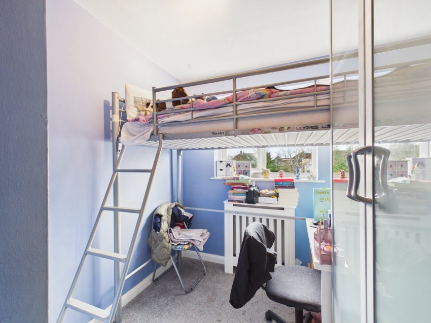 Images for Staines-upon-Thames, Surrey EAID:2640919782 BID:STA