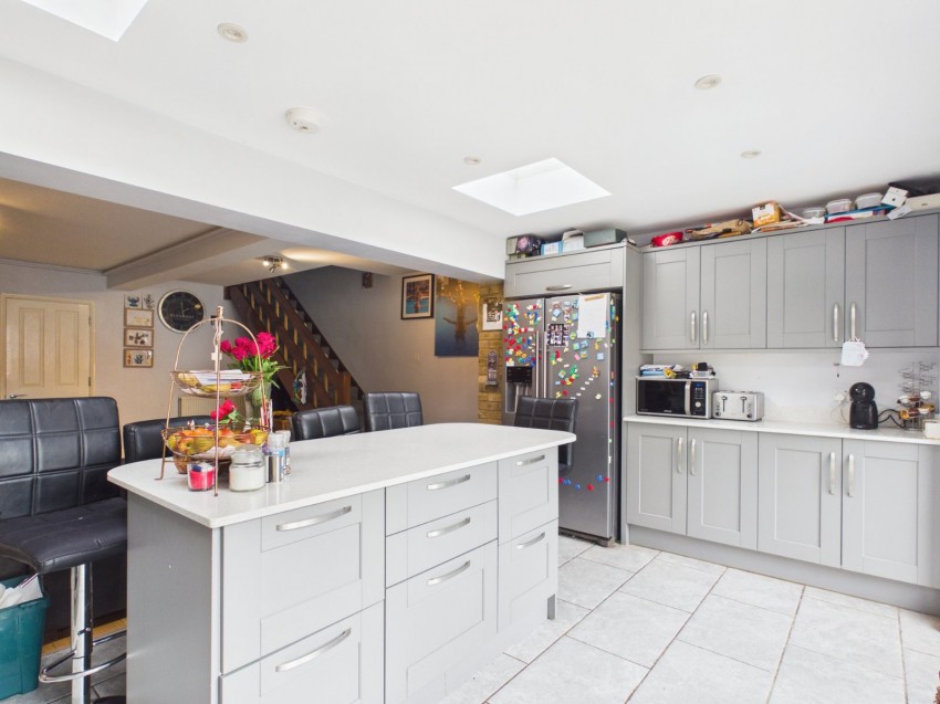 Images for Staines-upon-Thames, Surrey EAID:2640919782 BID:STA