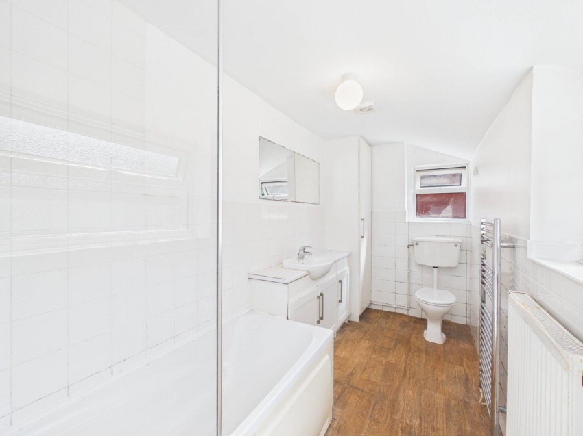 Images for Staines, Middlesex EAID:2640919782 BID:STA