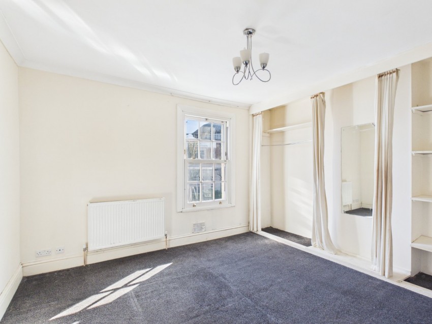 Images for Staines-upon-Thames, Surrey EAID:2640919782 BID:STA