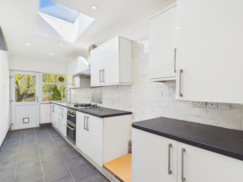Images for Staines-upon-Thames, Surrey EAID:2640919782 BID:STA