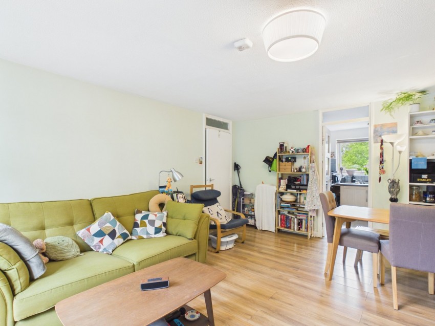 Images for Moormede Crescent, Staines-upon-Thames, Surrey EAID:2640919782 BID:STA