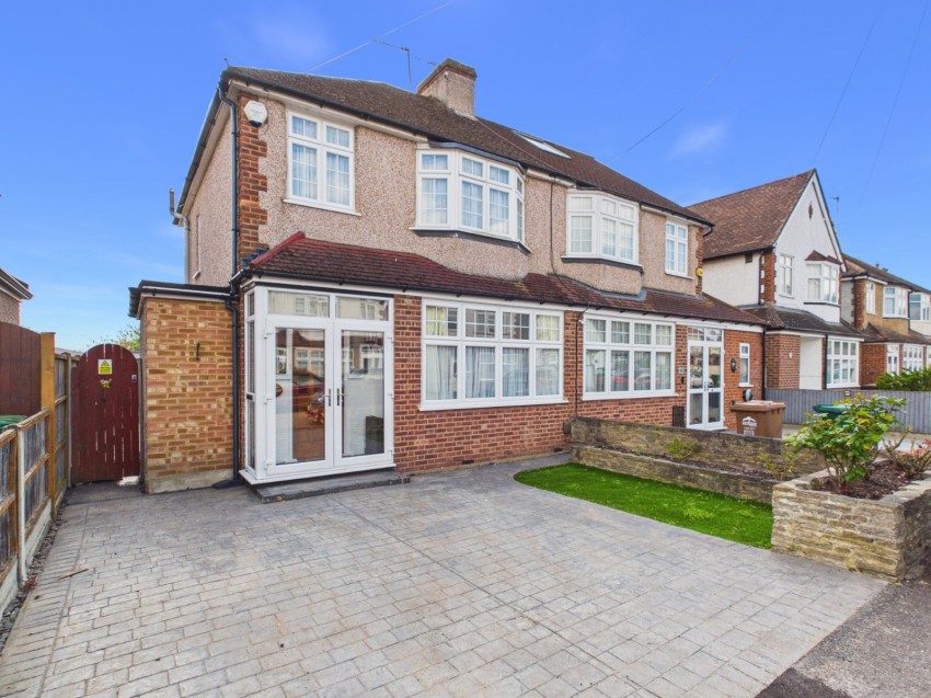 Images for Staines-upon-Thames, Surrey EAID:2640919782 BID:STA