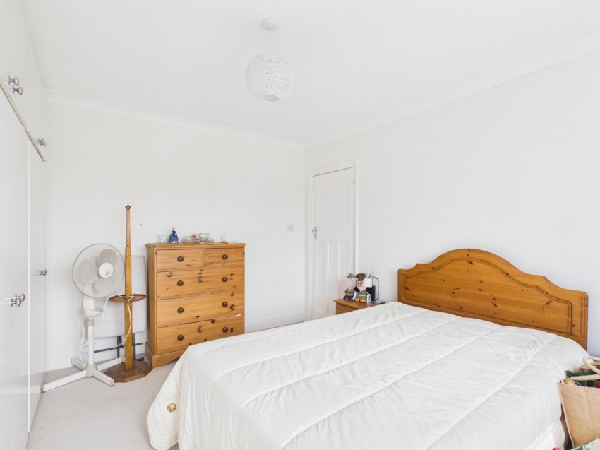 Images for Staines-upon-Thames, Surrey EAID:2640919782 BID:STA