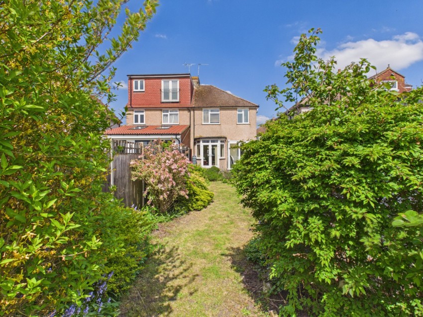 Images for Staines-upon-Thames, Surrey EAID:2640919782 BID:STA