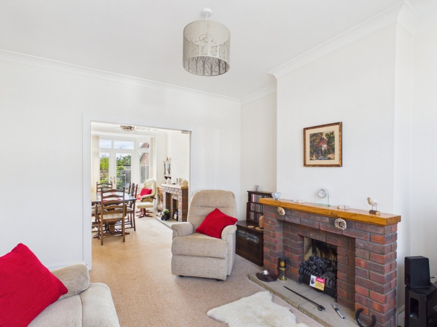 Images for Staines-upon-Thames, Surrey EAID:2640919782 BID:STA