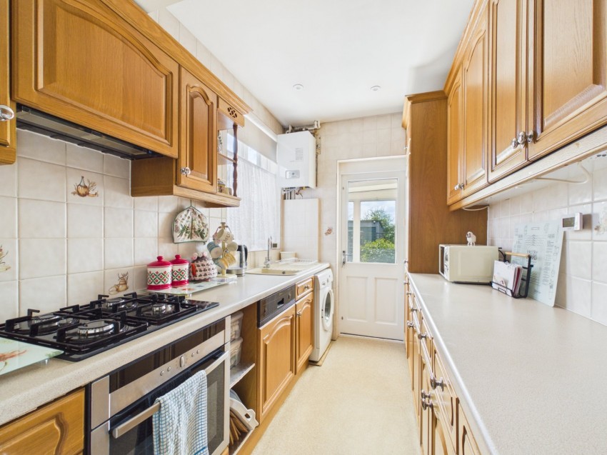 Images for Staines-upon-Thames, Surrey EAID:2640919782 BID:STA