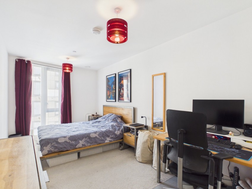 Images for Staines-upon-Thames, Surrey EAID:2640919782 BID:STA