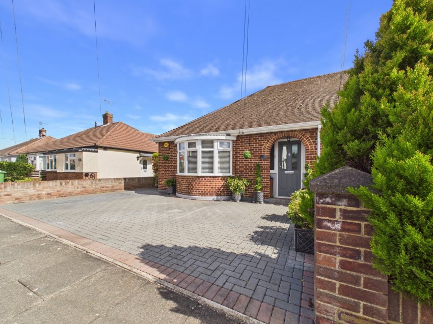 Images for Staines-upon-Thames, Surrey EAID:2640919782 BID:STA