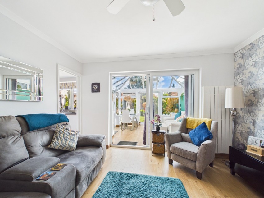 Images for Staines-upon-Thames, Surrey EAID:2640919782 BID:STA