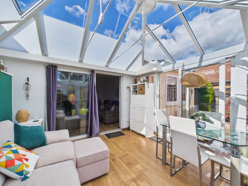 Images for Staines-upon-Thames, Surrey EAID:2640919782 BID:STA