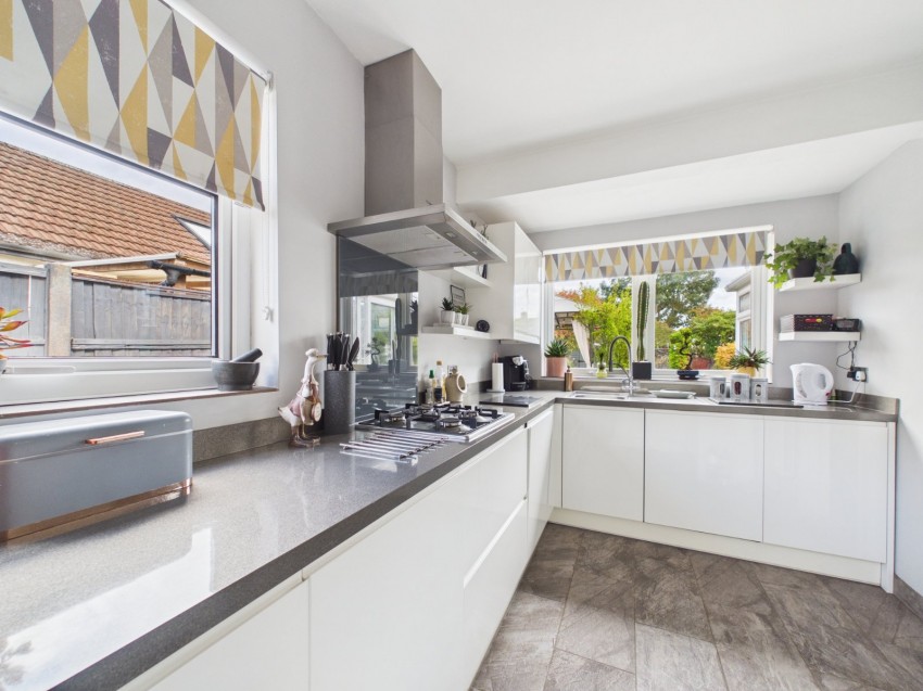 Images for Staines-upon-Thames, Surrey EAID:2640919782 BID:STA