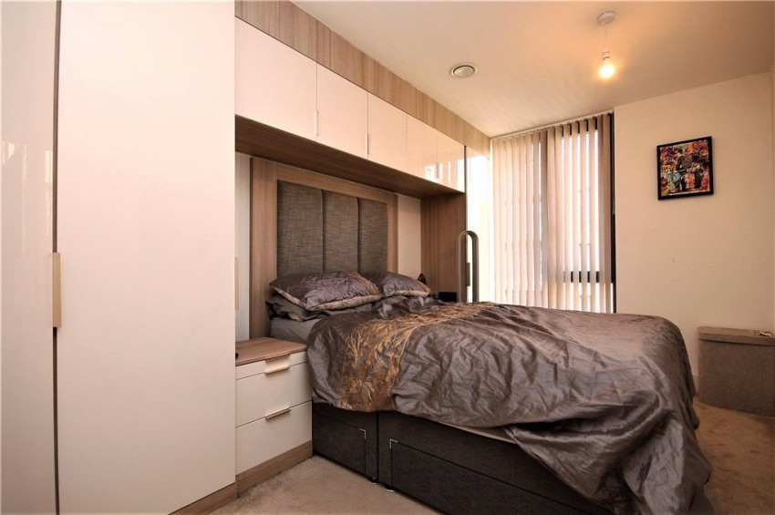 Images for Staines-upon-Thames, Surrey EAID:2640919782 BID:STA