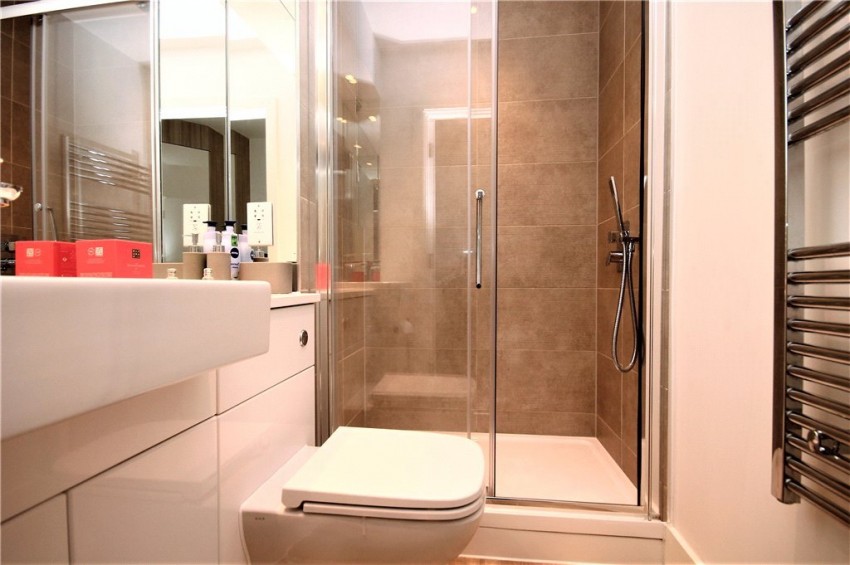 Images for Staines-upon-Thames, Surrey EAID:2640919782 BID:STA