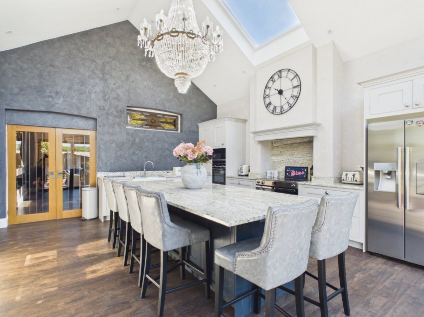 Images for Staines-upon-Thames, Surrey EAID:2640919782 BID:STA