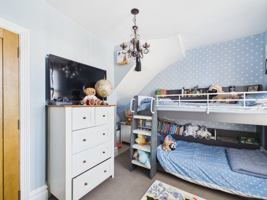 Images for Staines-upon-Thames, Surrey EAID:2640919782 BID:STA