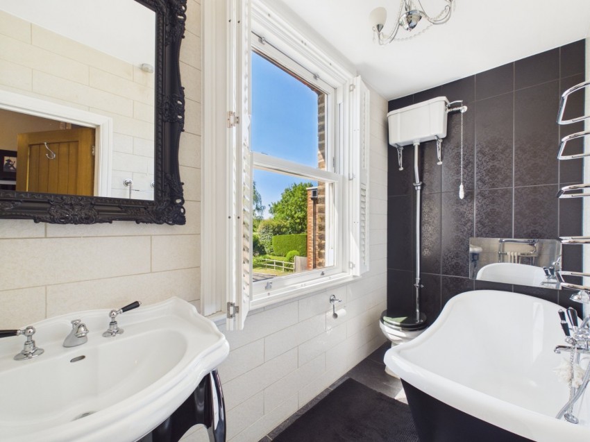 Images for Staines-upon-Thames, Surrey EAID:2640919782 BID:STA