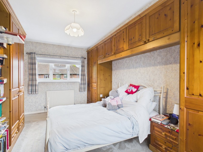 Images for Staines-upon-Thames, Surrey EAID:2640919782 BID:STA