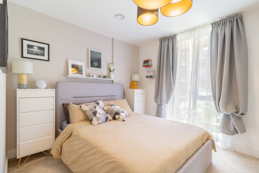 Images for Staines-upon-Thames, Surrey EAID:2640919782 BID:STA