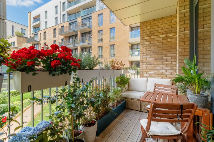 Images for Staines-upon-Thames, Surrey EAID:2640919782 BID:STA