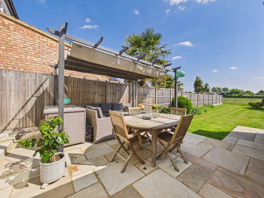 Images for Staines-upon-Thames, Surrey EAID:2640919782 BID:STA