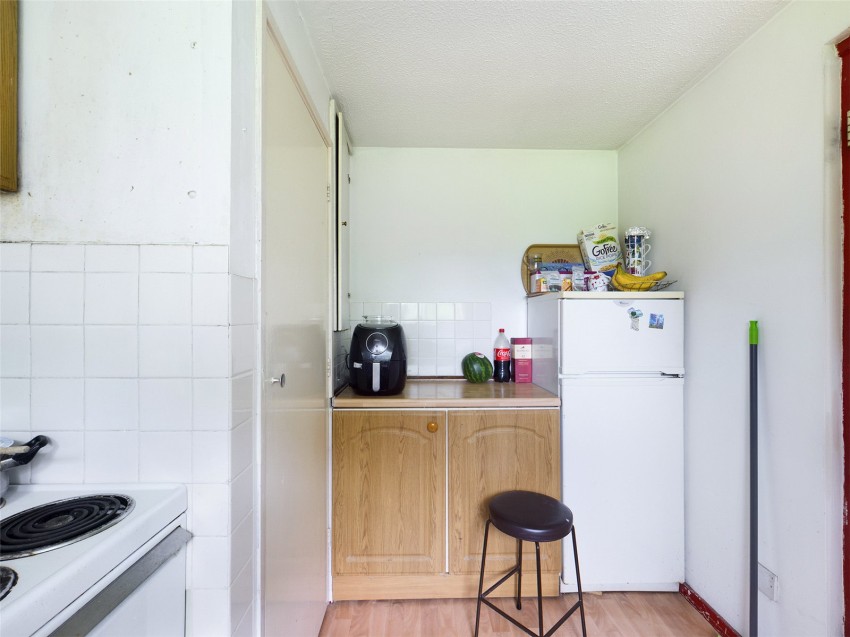 Images for Bath Road, 480 Bath Road, Longford Village, Middlesex EAID:2640919782 BID:STL