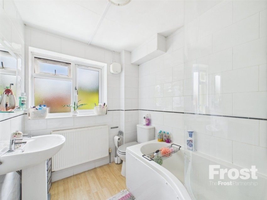 Images for Staines-Upon-Thames, Middlesex EAID:2640919782 BID:STL