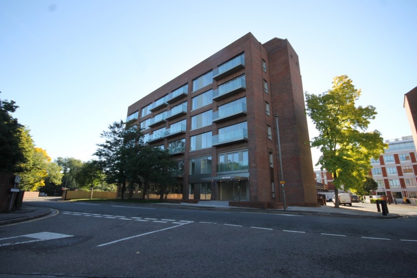Images for Fairfield Avenue, Staines-upon-Thames, Surrey EAID:2640919782 BID:STL
