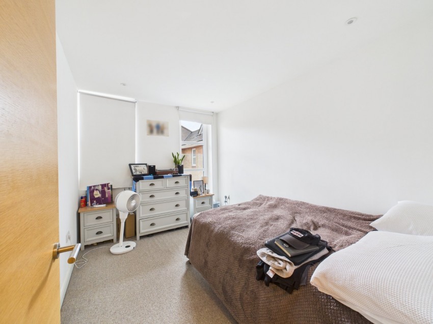 Images for High Street, Staines-Upon-Thames, Middlesex EAID:2640919782 BID:STL