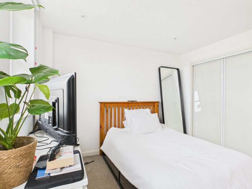 Images for High Street, Staines-Upon-Thames, Middlesex EAID:2640919782 BID:STL