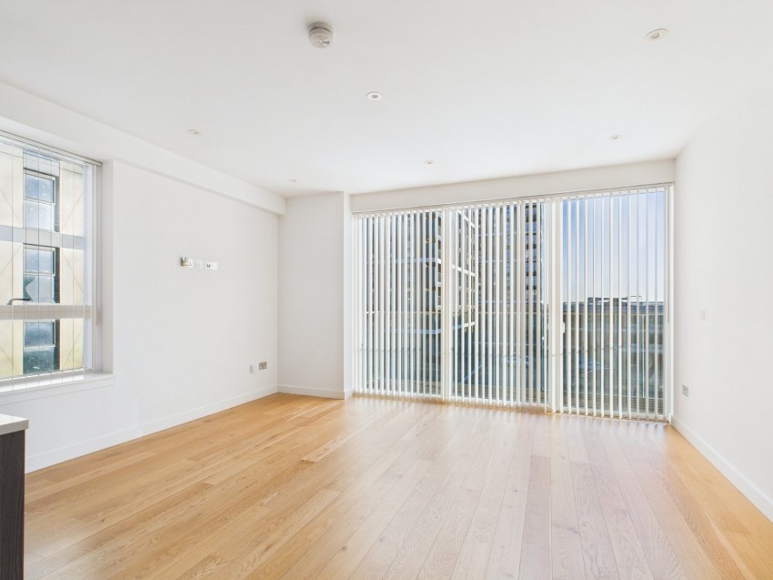 Images for Fairfield Avenue, Staines - Upon -Thames, Middlesex EAID:2640919782 BID:STL