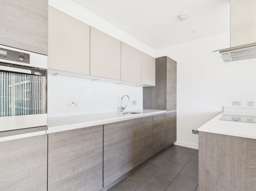 Images for Fairfield Avenue, Staines - Upon -Thames, Middlesex EAID:2640919782 BID:STL