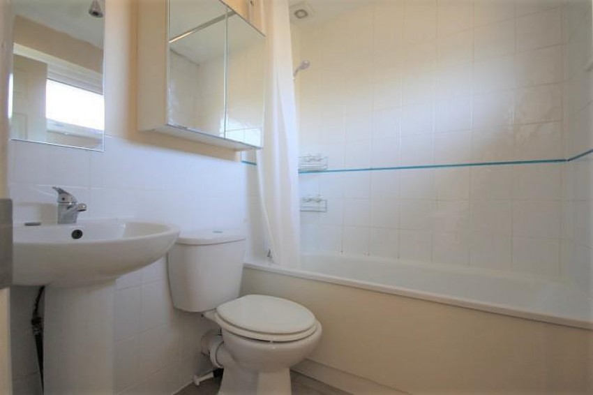 Images for Staines-Upon-Thames, Middlesex EAID:2640919782 BID:STL