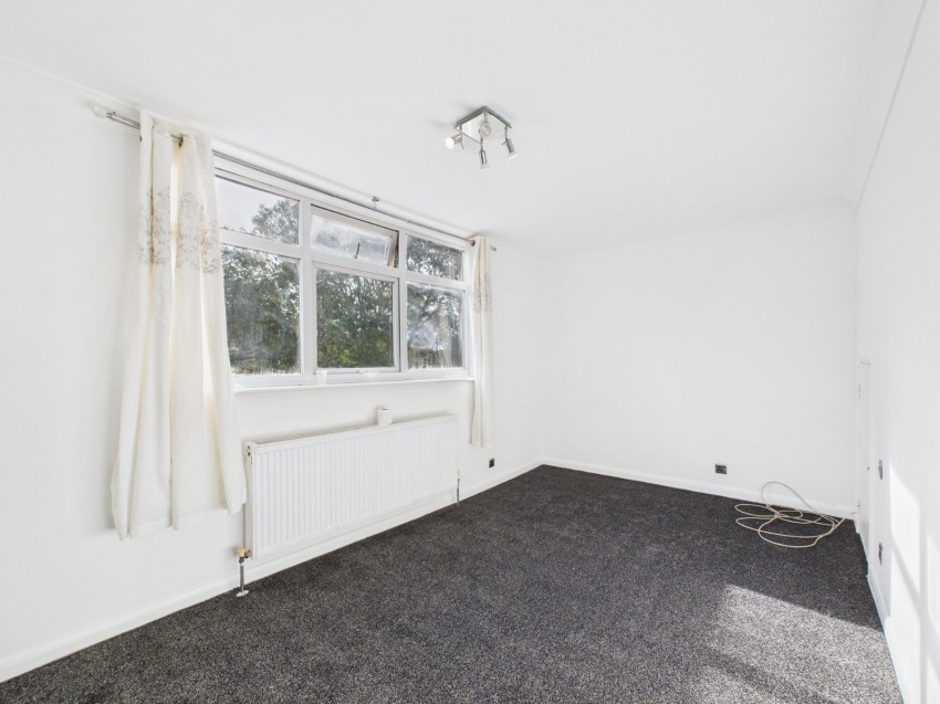 Images for Wraysbury, Staines-Upon-Thames, Surrey EAID:2640919782 BID:STL