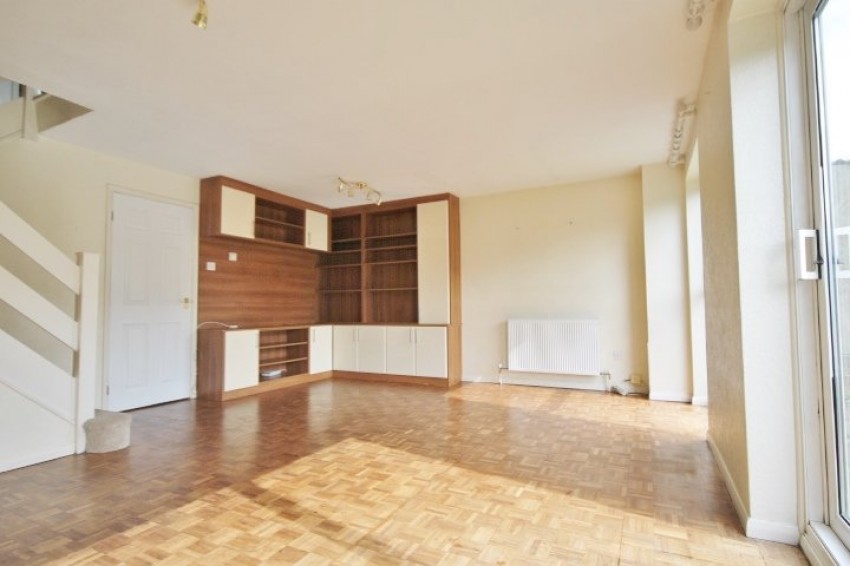 Images for Staines-Upon-Thames, Middlesex EAID:2640919782 BID:STL