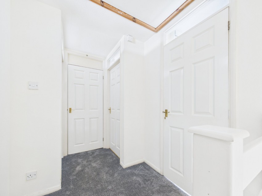 Images for Staines-Upon-Thames, Middlesex EAID:2640919782 BID:STL