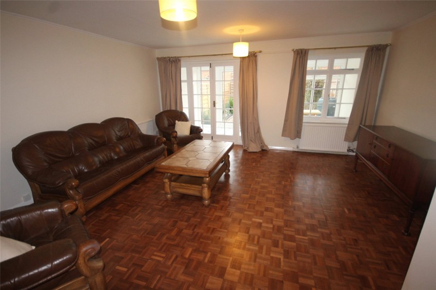 Images for Staines-Upon-Thames, Surrey EAID:2640919782 BID:STL