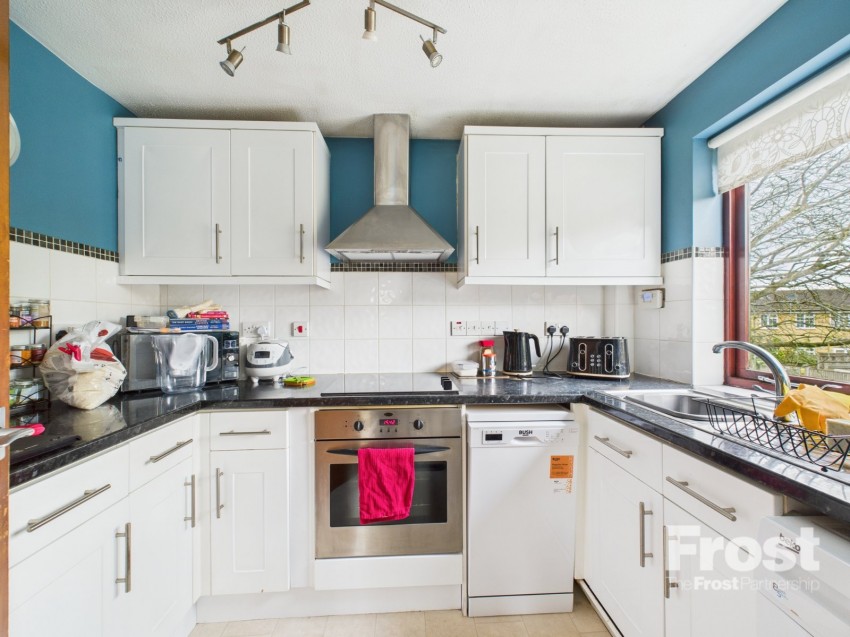 Images for Moormede Crescent, Staines-Upon-Thames, Middlesex EAID:2640919782 BID:STL