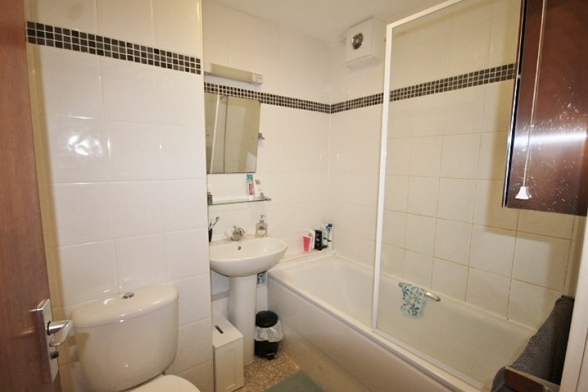 Images for Moormede Crescent, Staines-Upon-Thames, Middlesex EAID:2640919782 BID:STL