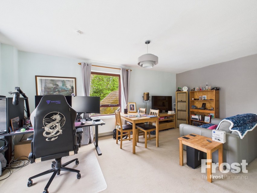 Images for Moormede Crescent, Staines-Upon-Thames, Middlesex EAID:2640919782 BID:STL