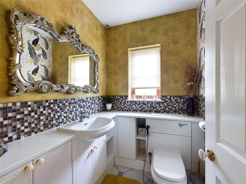Images for Wraysbury, Staines-upon-Thames, Berkshire EAID:2640919782 BID:STL