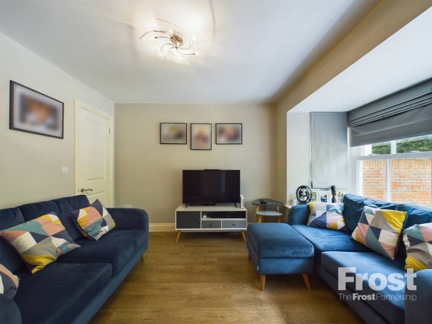 Images for Staines-upon-Thames, Surrey EAID:2640919782 BID:STA