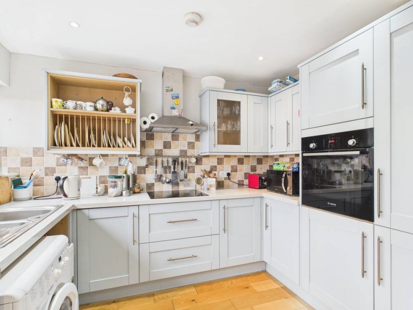 Images for Wraysbury, Berkshire EAID:2640919782 BID:WRA
