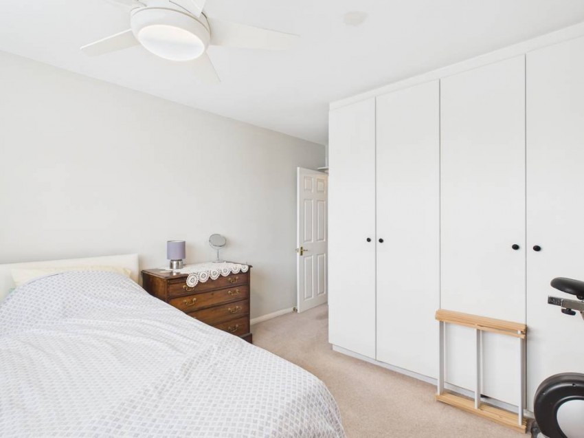 Images for Wraysbury, Berkshire EAID:2640919782 BID:WRA