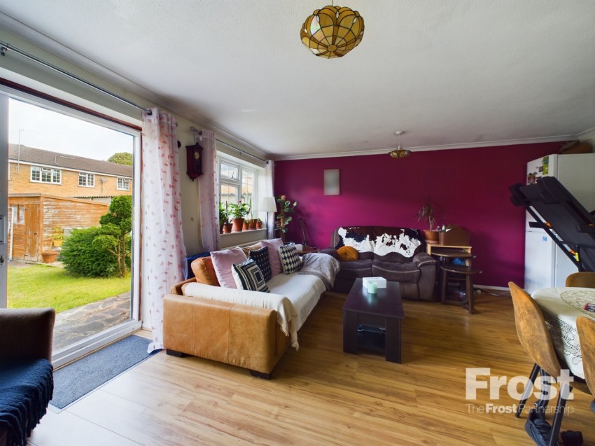 Images for Staines-upon-Thames, Surrey EAID:2640919782 BID:STL