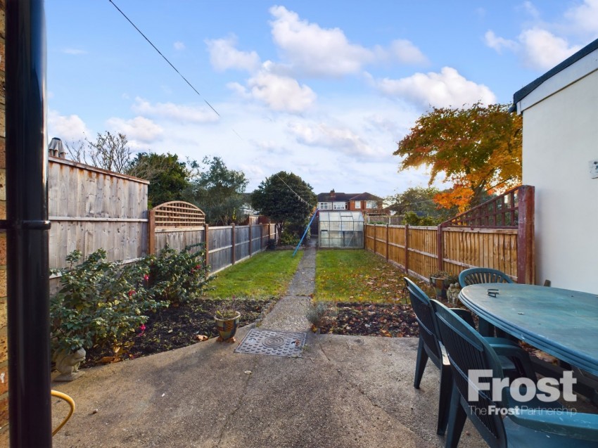 Images for Staines-upon-Thames, Surrey EAID:2640919782 BID:STL